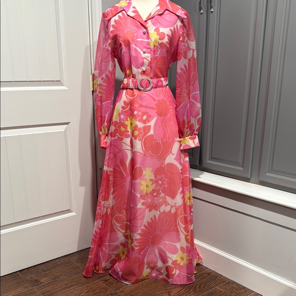 Vintage ormal floral maxi Dress